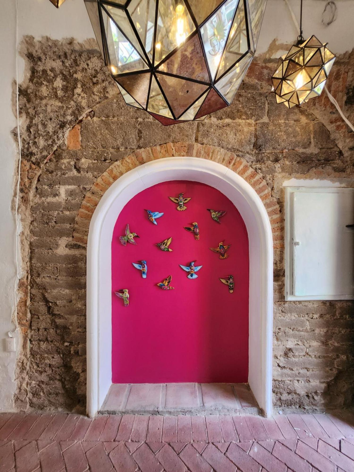 Hotel Boutique Villa Escondida, A Pasos De Lo Mejor En Tlaquepaque Bagian luar foto