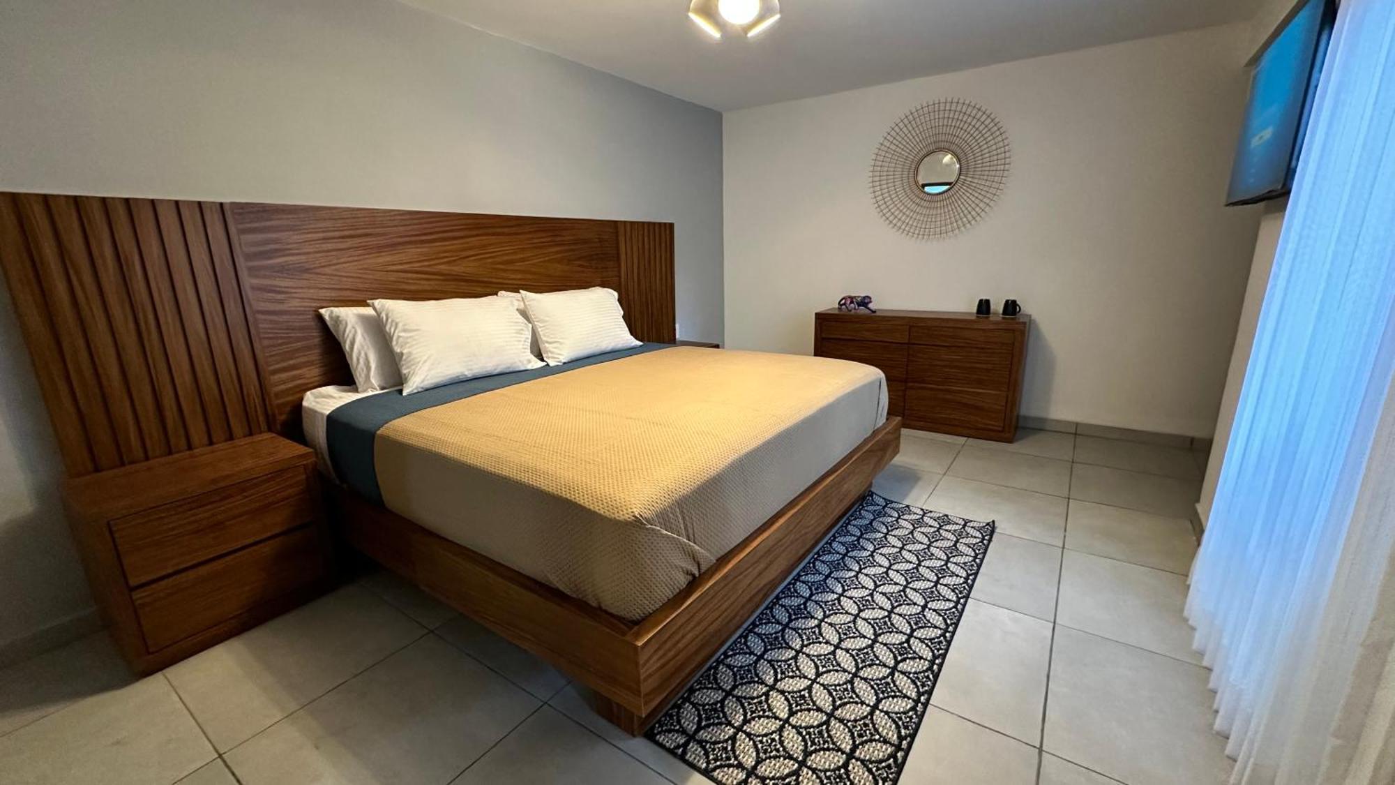 Hotel Boutique Villa Escondida, A Pasos De Lo Mejor En Tlaquepaque Bagian luar foto