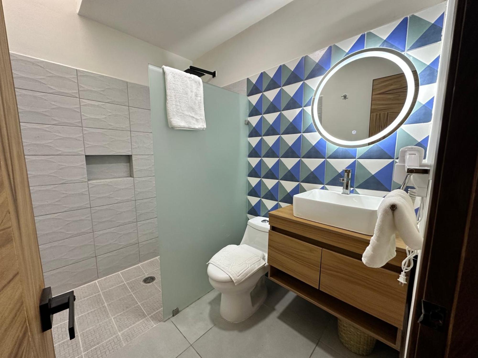 Hotel Boutique Villa Escondida, A Pasos De Lo Mejor En Tlaquepaque Bagian luar foto