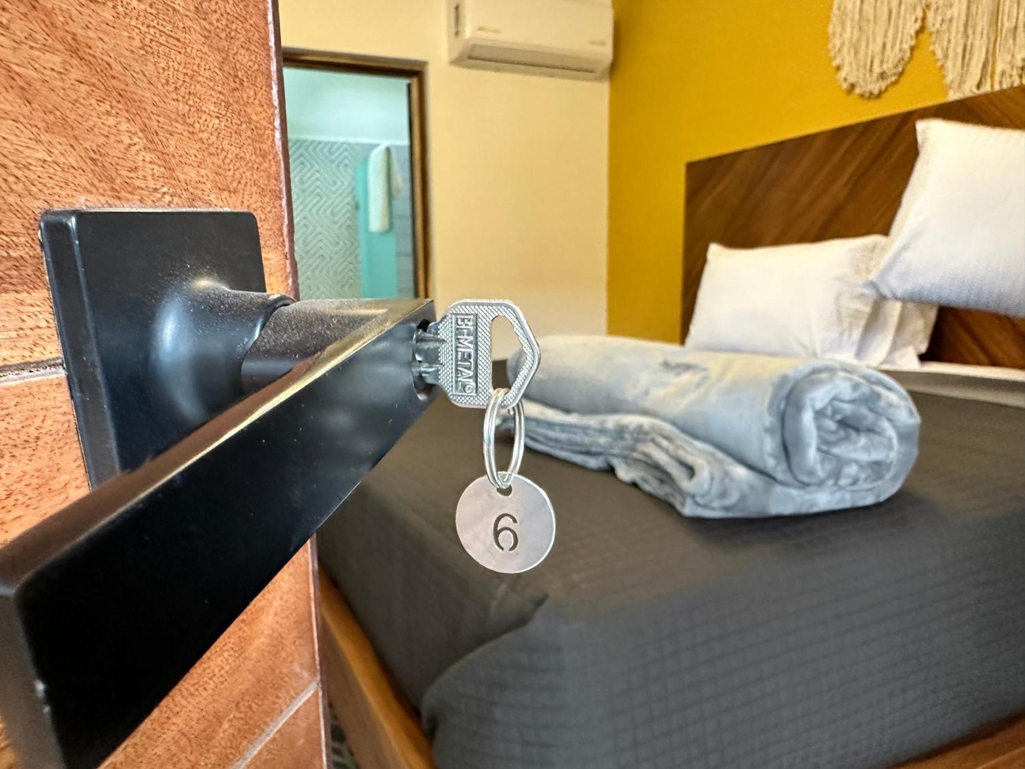 Hotel Boutique Villa Escondida, A Pasos De Lo Mejor En Tlaquepaque Bagian luar foto