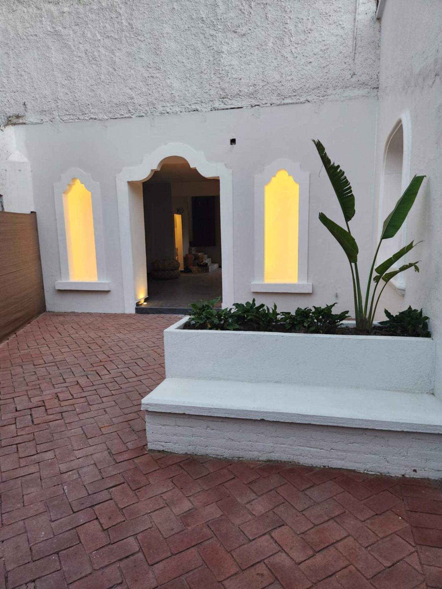 Hotel Boutique Villa Escondida, A Pasos De Lo Mejor En Tlaquepaque Bagian luar foto